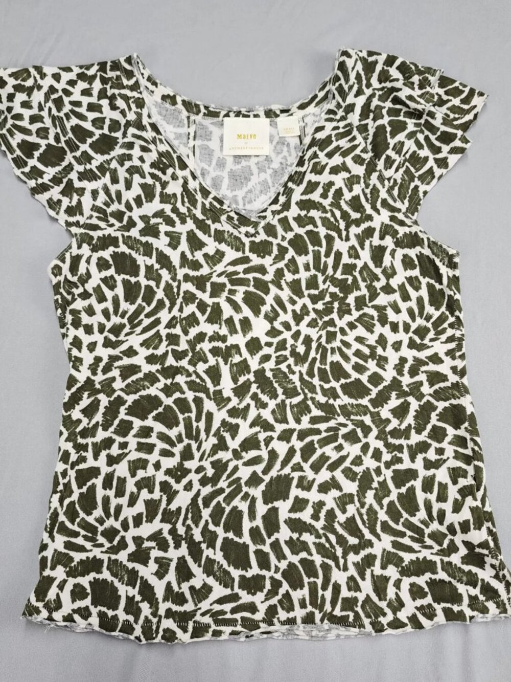 Maeve Anthropologie Womens S Green Animal Print Ruffle Sleeve V-Neck T-Shirt